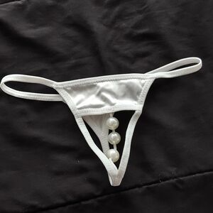 White Strappy Thong with Pearl Detail, Size S